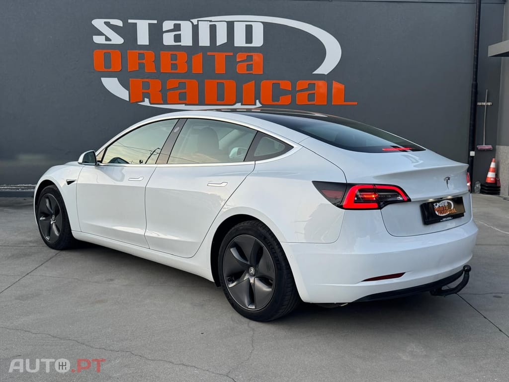 Tesla Model 3 Tração Traseira