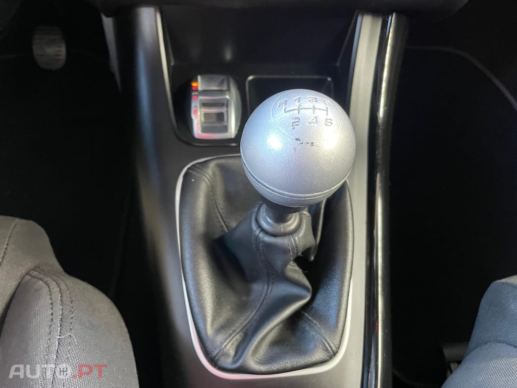 Alfa Romeo Giulietta 1.6 JTDm Corporate