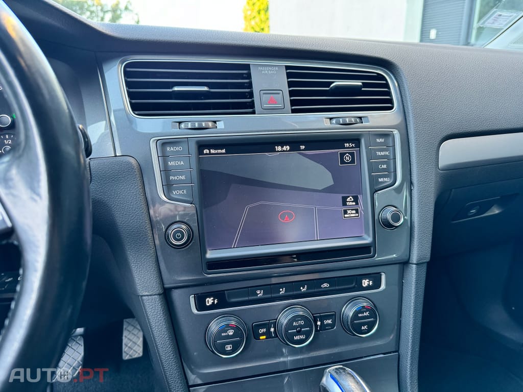 Volkswagen e-Golf AC/DC