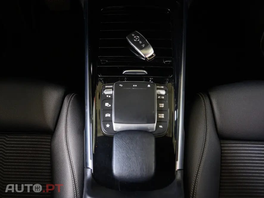 Mercedes-Benz GLB 200 d
