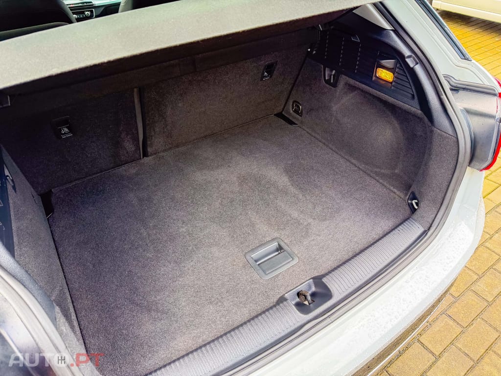 Audi Q2 30 TDI S tronic