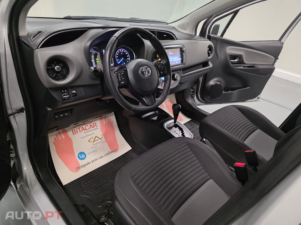 Toyota Yaris HSD Comfort+P.Style