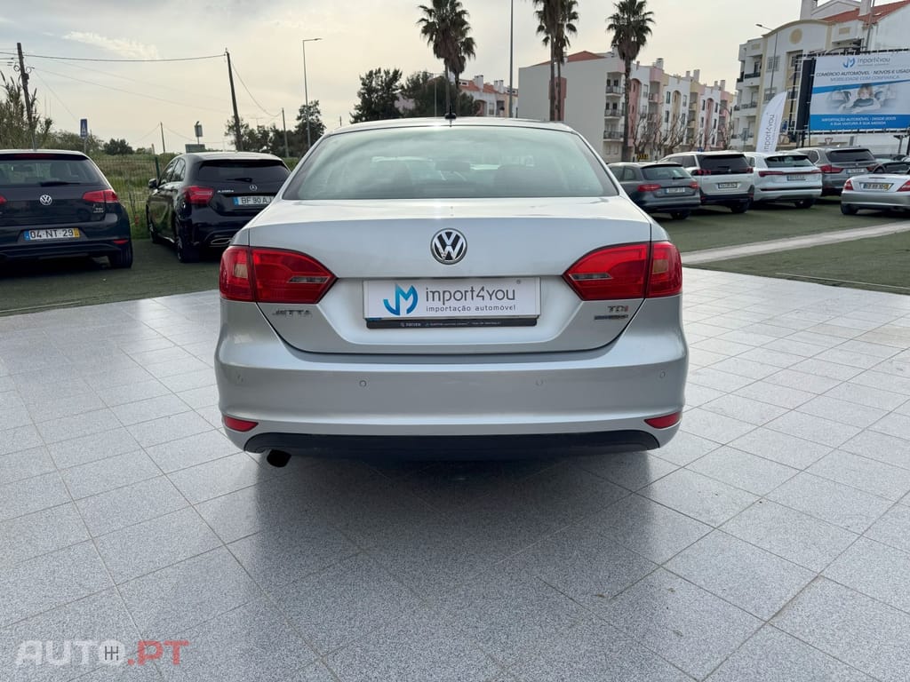 Volkswagen Jetta 1.6 TDi Confortline BM