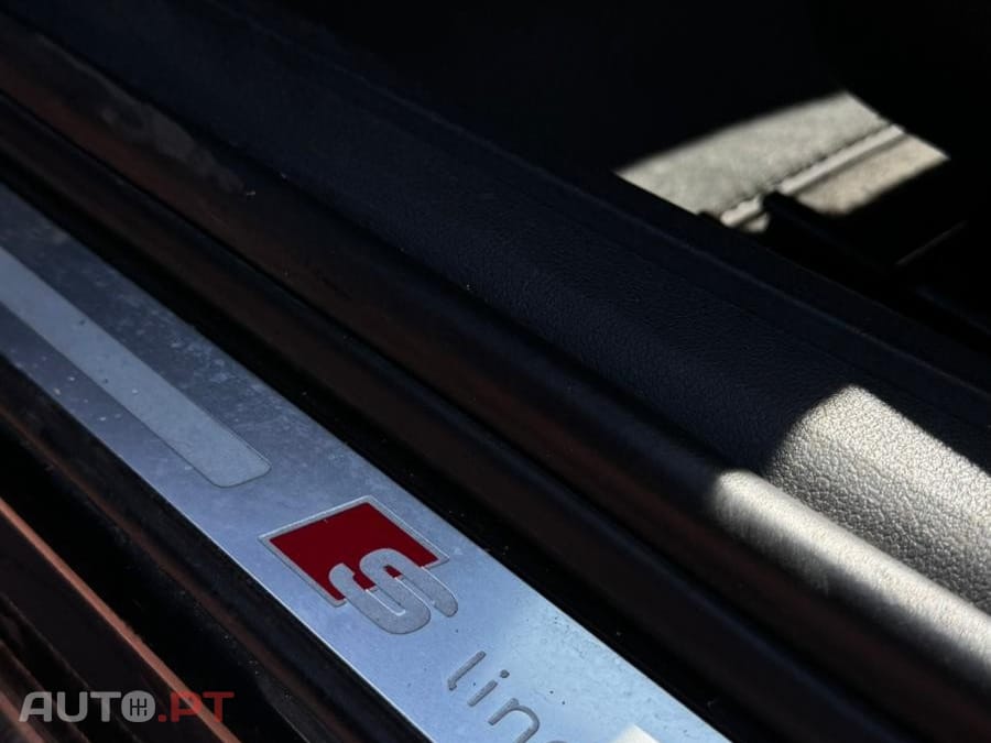 Audi A4 Avant 2.0 TDi S-line