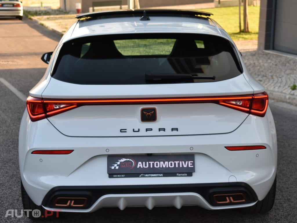 Cupra Leon 1.4 e-Hybrid VZ DSG