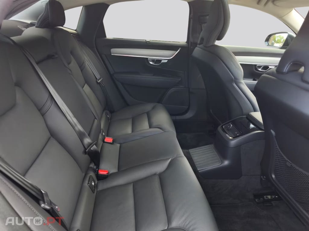 Volvo S90 T8 Plus Dark 
