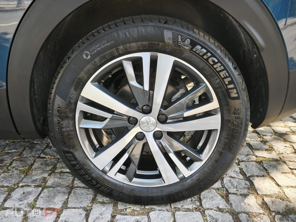 Peugeot 3008 1.6 Hybrid Allure Pack e-EAT8