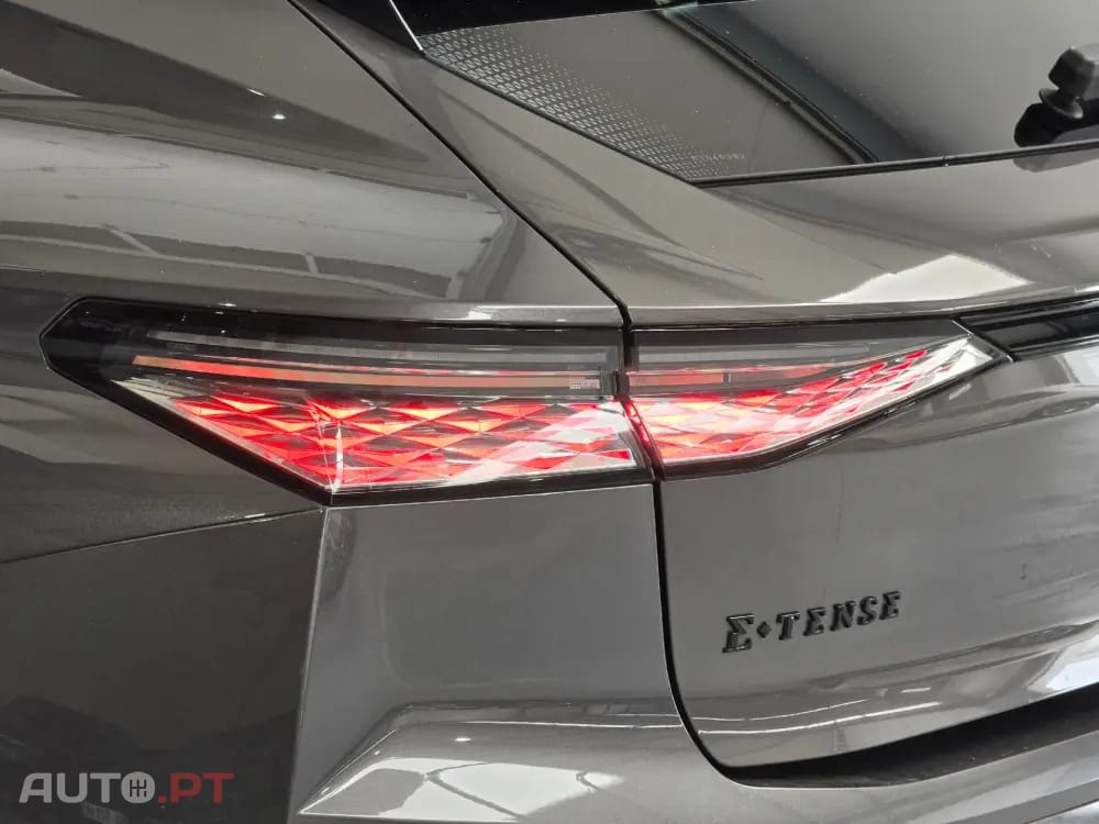 DS 4 E-TENSE 225 PERFORMANCE LINE+ — fotografia 15