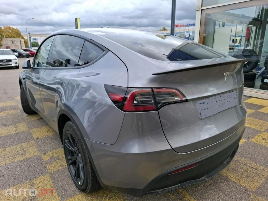 Tesla Model Y Long Range Tração Integral