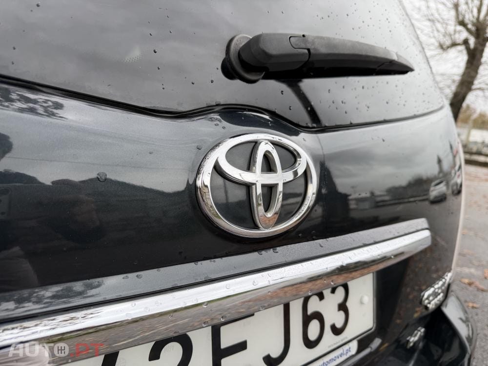 Toyota Corolla Verso 2.2 D-4D High Pack