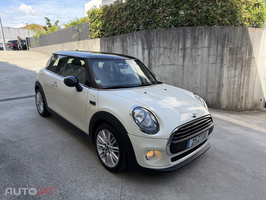 MINI Cooper One D Blackyard