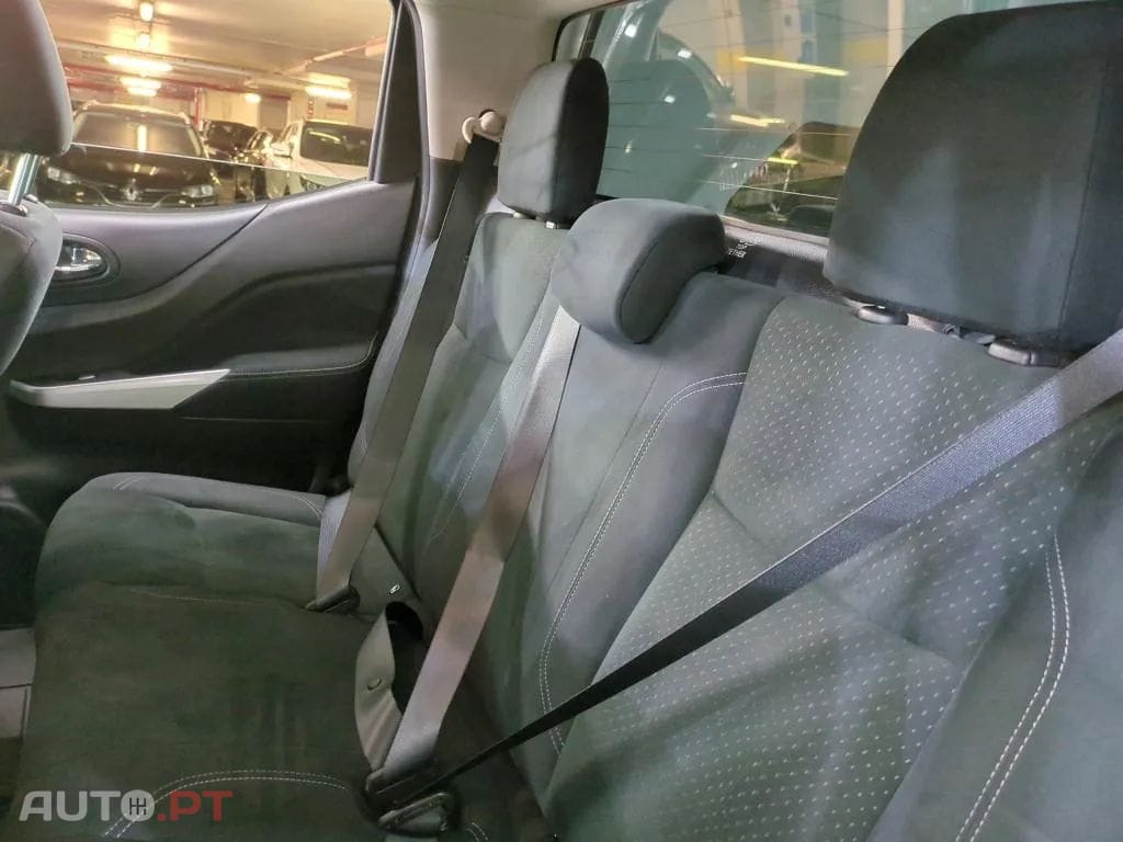 Nissan Navara 2.3 dCi CD 4WD N-Connecta
