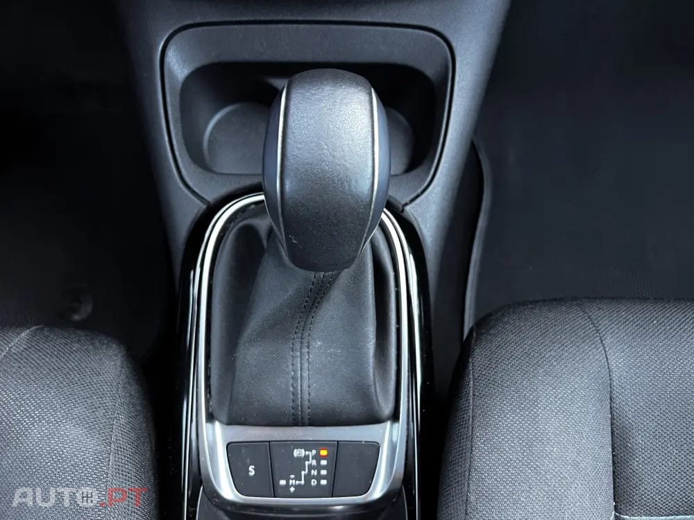 Citroen C4 Cactus 1.2 PureTech Shine EAT6
