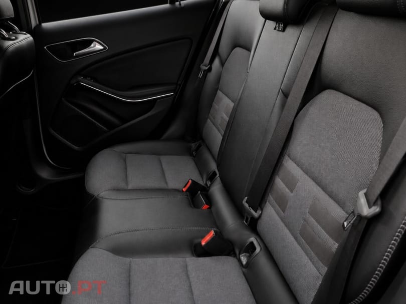 Mercedes-Benz GLA 180 (CDI) d 7G-DCT Style