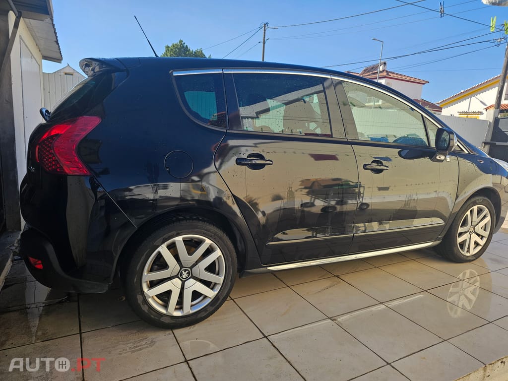 Peugeot 3008 Hybrid4