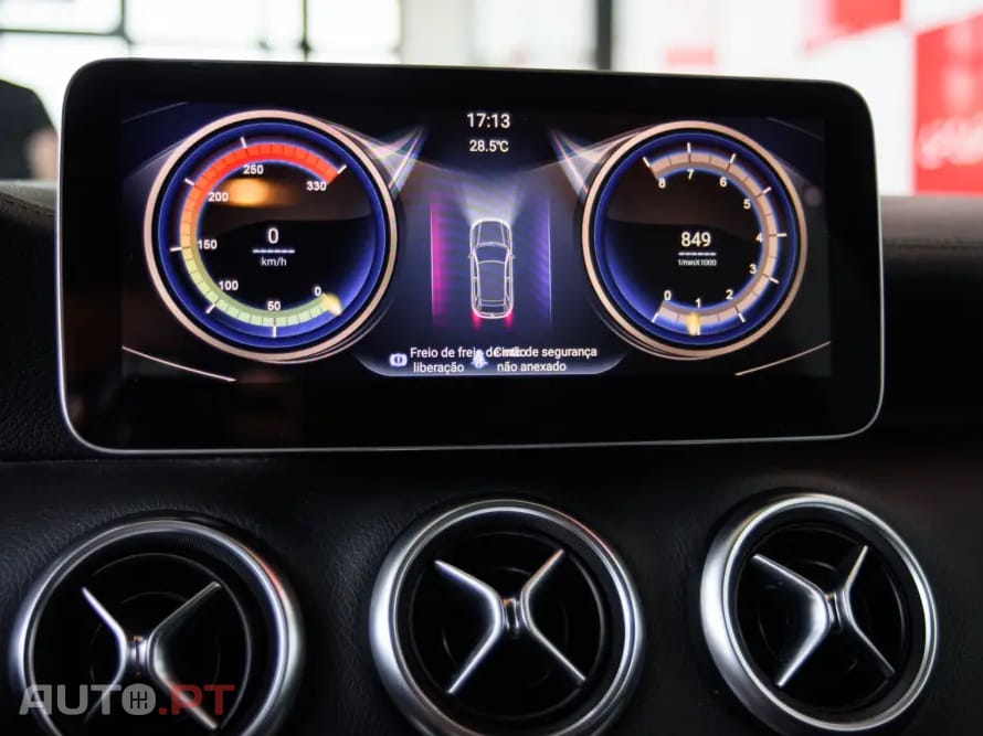 Mercedes-Benz A 200 CDI (BlueEFFICIENCY) Urban