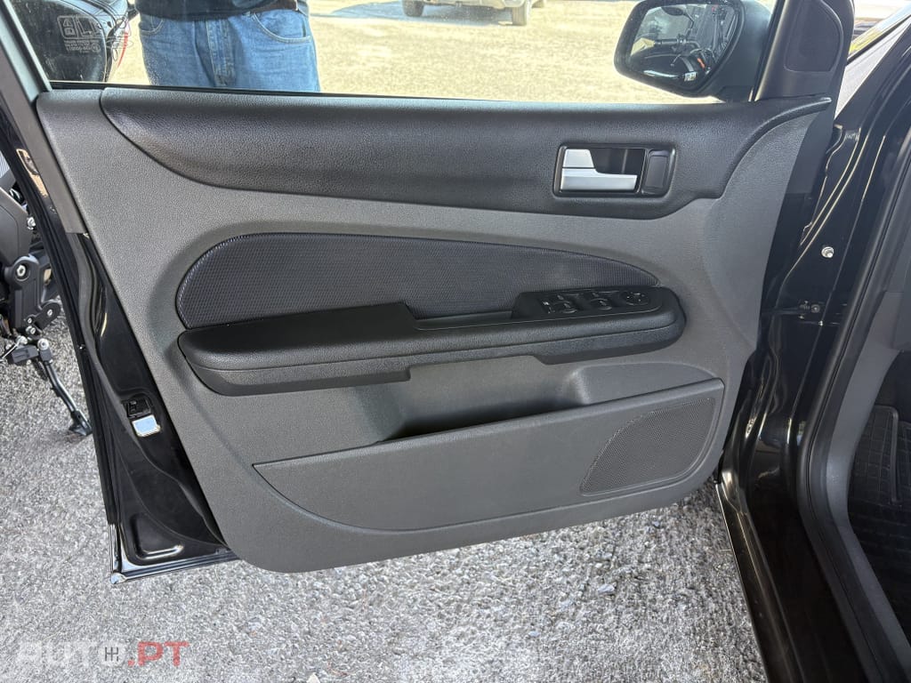 Ford Focus SW 1.6 TDCi Connec.