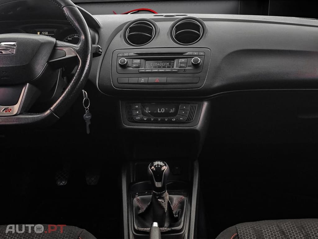 SEAT Ibiza 1.2 TSI FR — fotografia 12