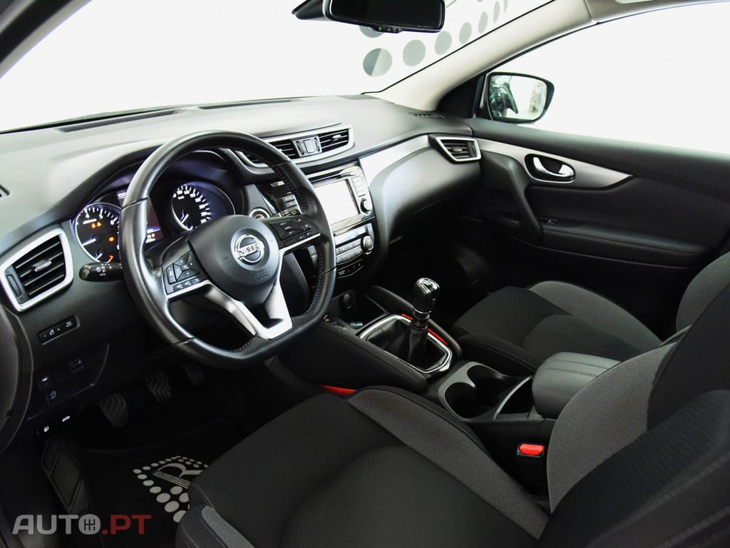 Nissan Qashqai 1.3 DIG-T N-Connecta