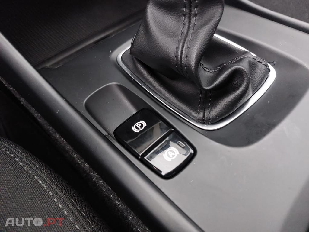 Volvo XC40 1.5 T2 Momentum