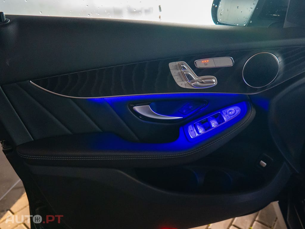 Mercedes-Benz GLC 300 4MATIC AMG LINE