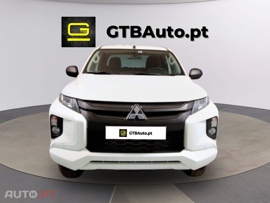 Mitsubishi L200 2.3 DI-D CD Invite 4WD I.V.A DEDUTÍVEL 