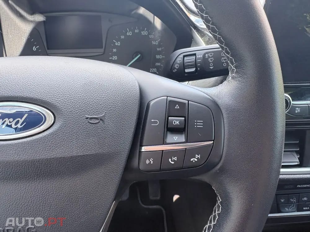 Ford Fiesta 1.0 T EcoBoost Titanium