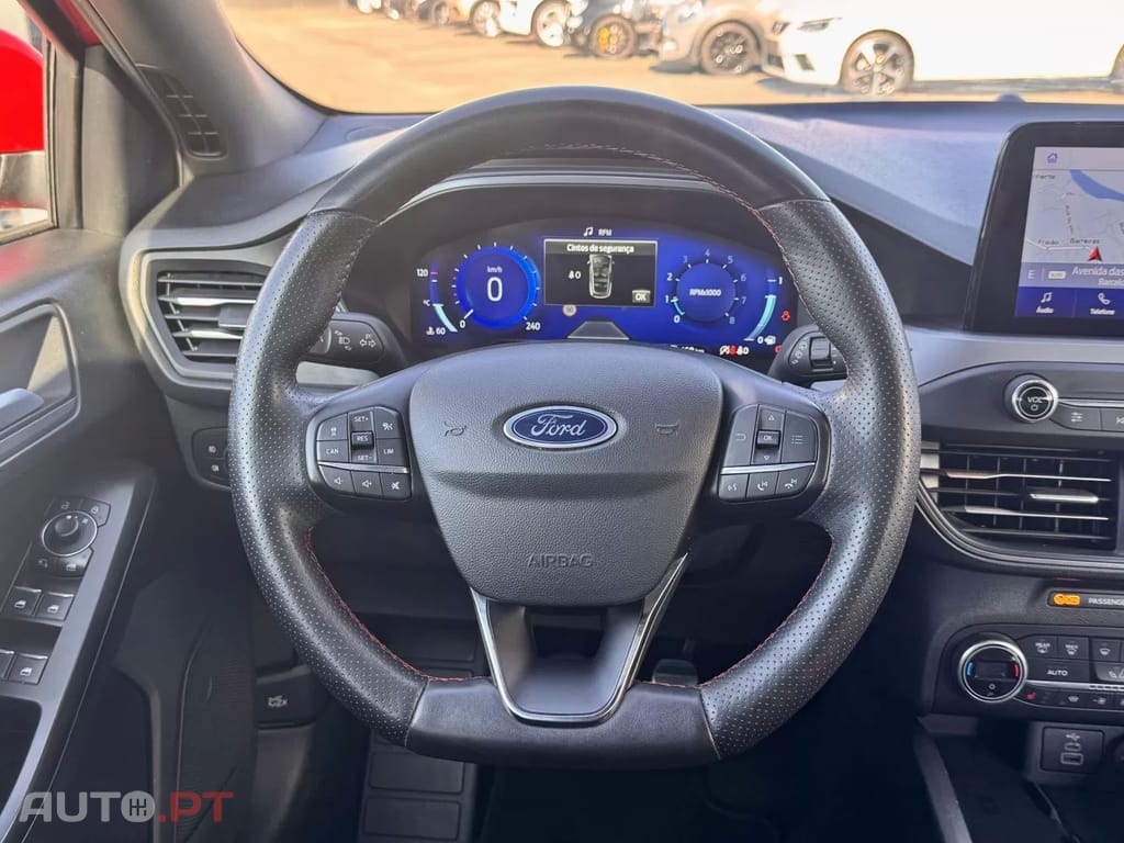Ford Focus 1.0 EcoBoost ST-Line