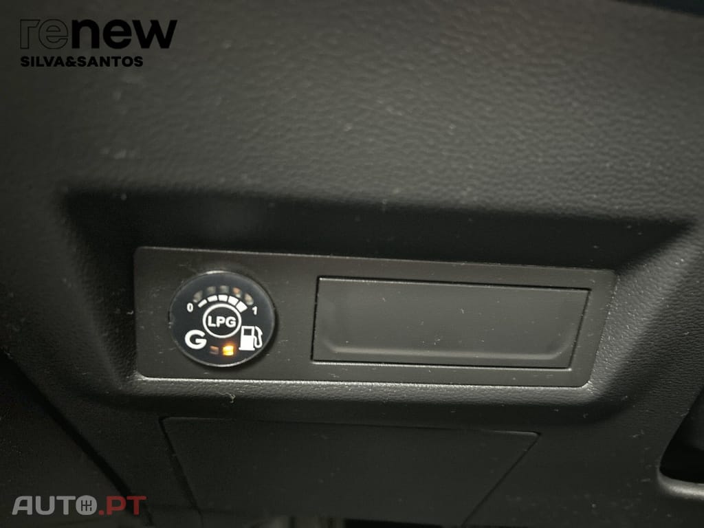 Renault Captur Techno TCe 100 Bi-Fuel