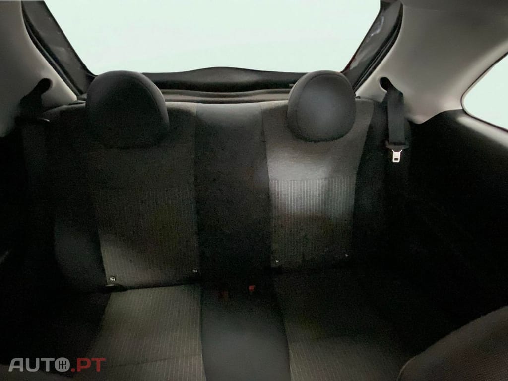 Fiat 500e 42 KWh Icon — fotografia 17
