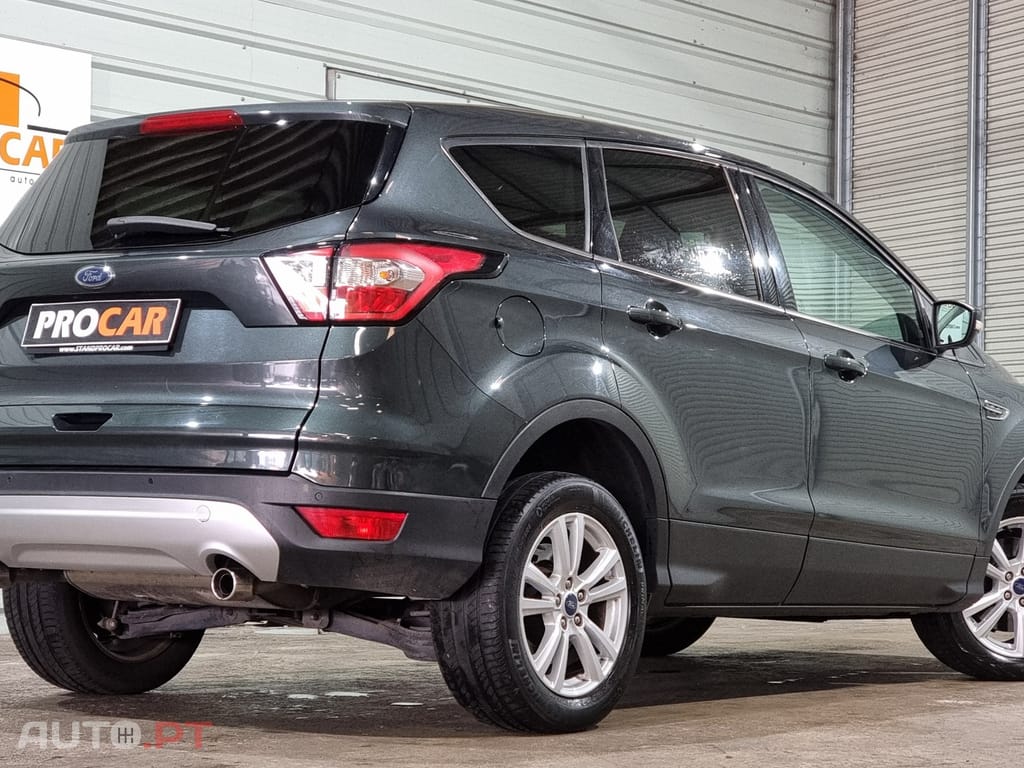 Ford Kuga 1.5 TDCi Titanium