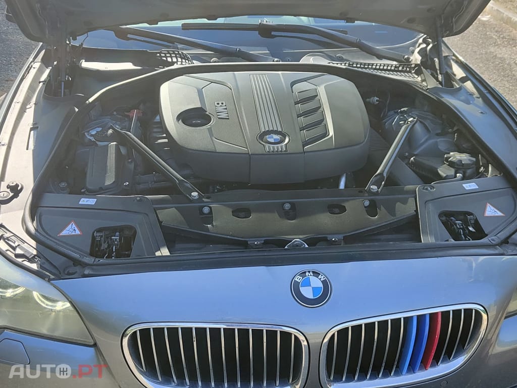 BMW 520 520d Luxury BluePerformance Bose Sport Auto
