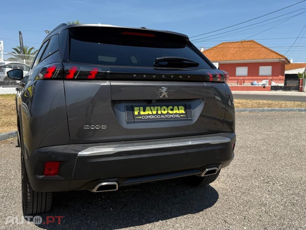 Peugeot 2008 1.2 PureTech Allure Pack EAT8