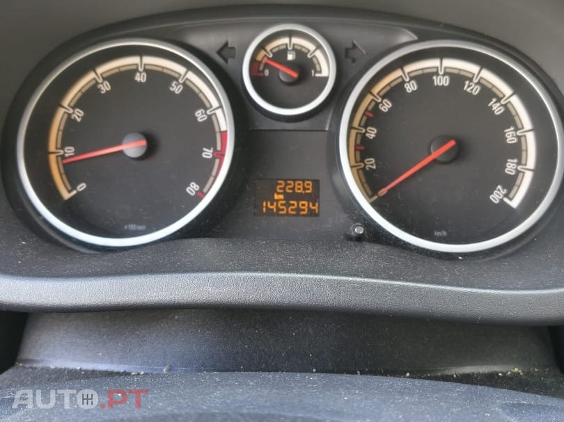Opel Corsa 1.2 Black Edition