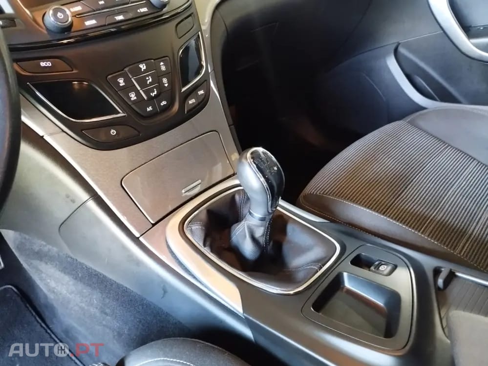 Opel Insignia 2.0 CDTI Executive 140cv