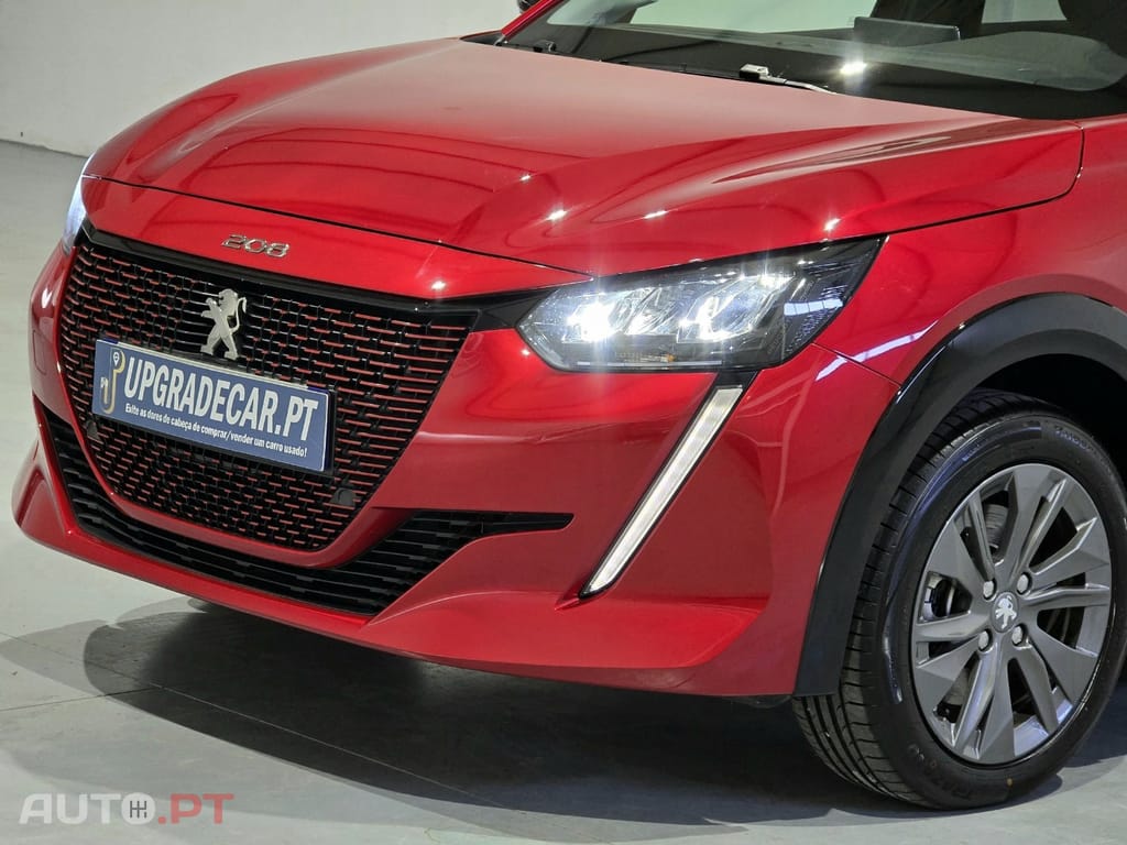 Peugeot E-208 50 kWh Style