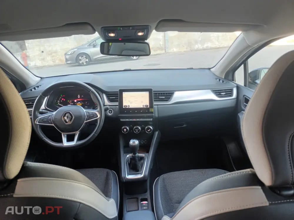 Renault Captur 1.0 TCe Techno Bi-Fuel