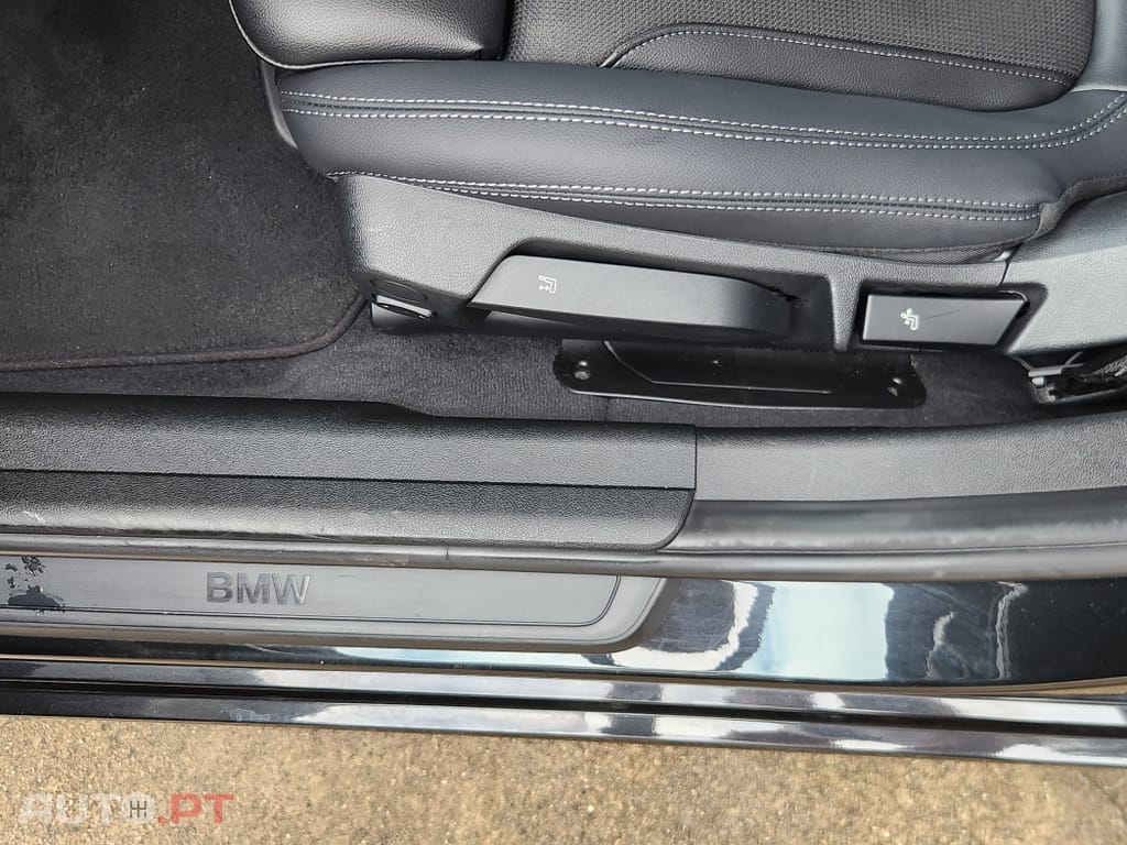 BMW 330 e Line Sport Auto