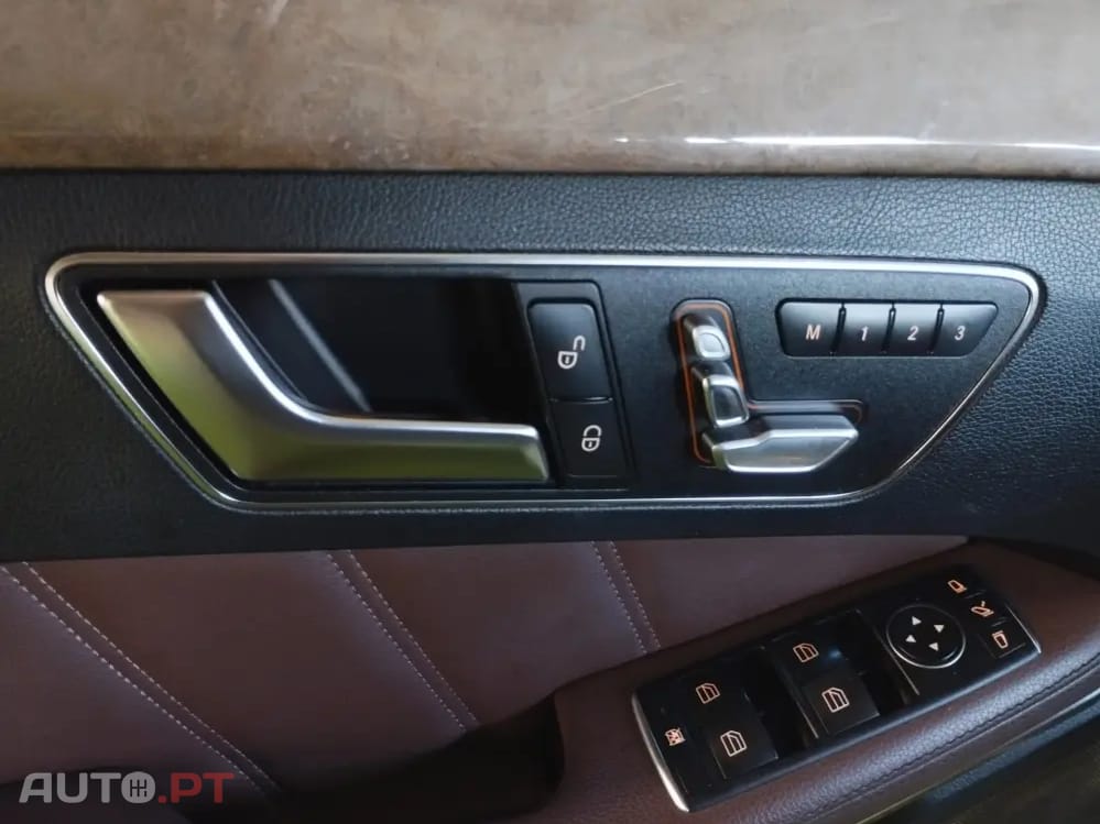 Mercedes-Benz E 300 Bluetec Hybrid Avantgarde