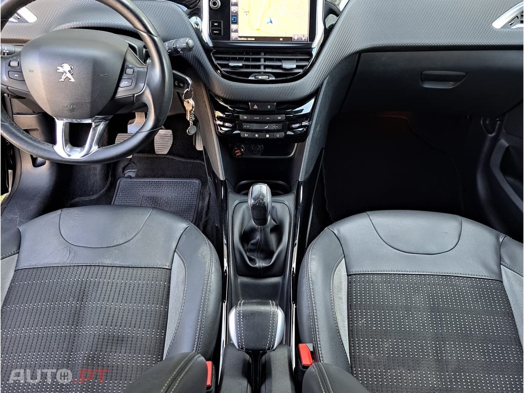 Peugeot 2008 ALLURE 1.6 HDI 75