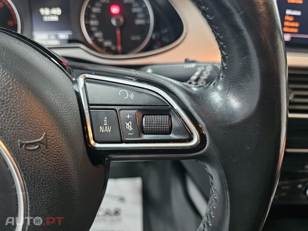 Audi A4 Avant 2.0 TDi S-line