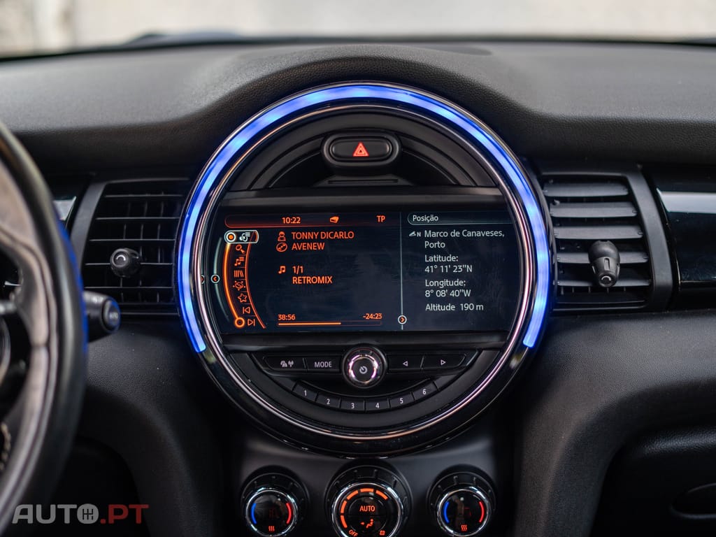 MINI Cooper Cooper D Auto