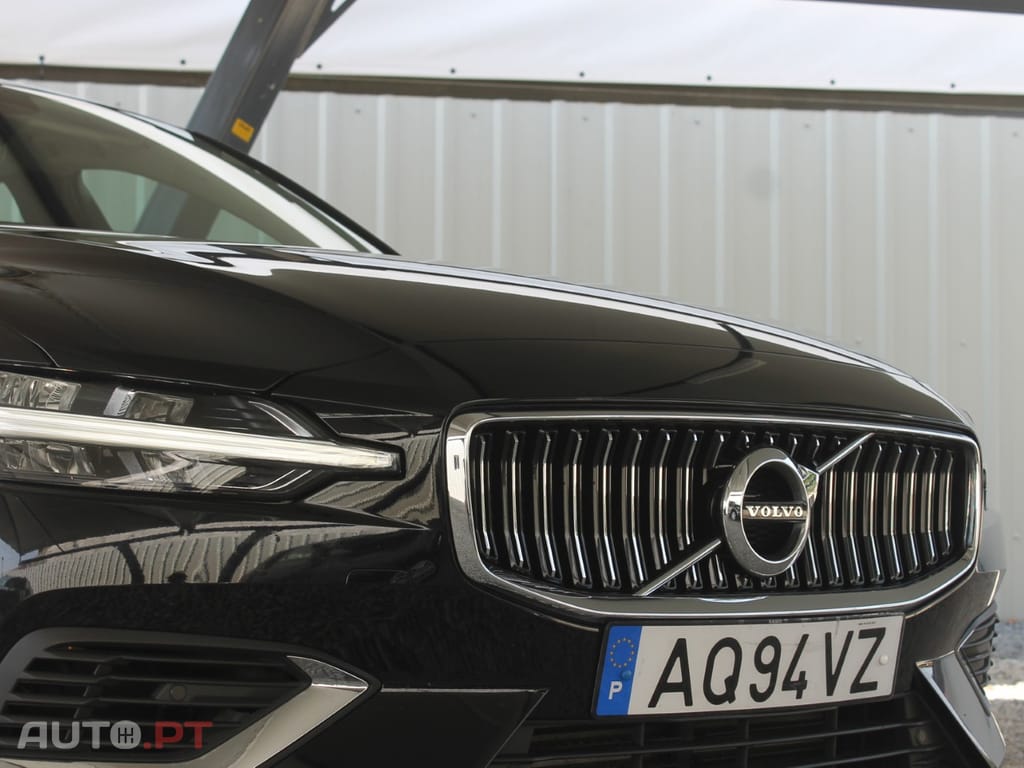 Volvo S60 2.0 T8 PHEV Inscription AWD 455 cv