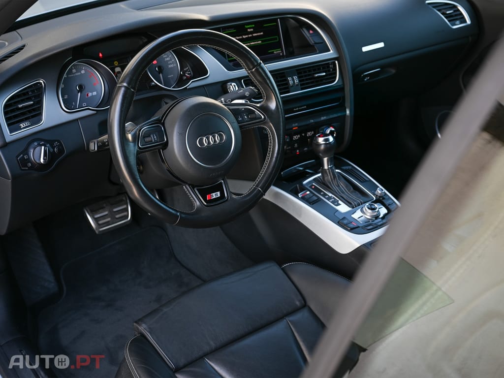 Audi A5 3.0 TFSi S5 quattro S tronic