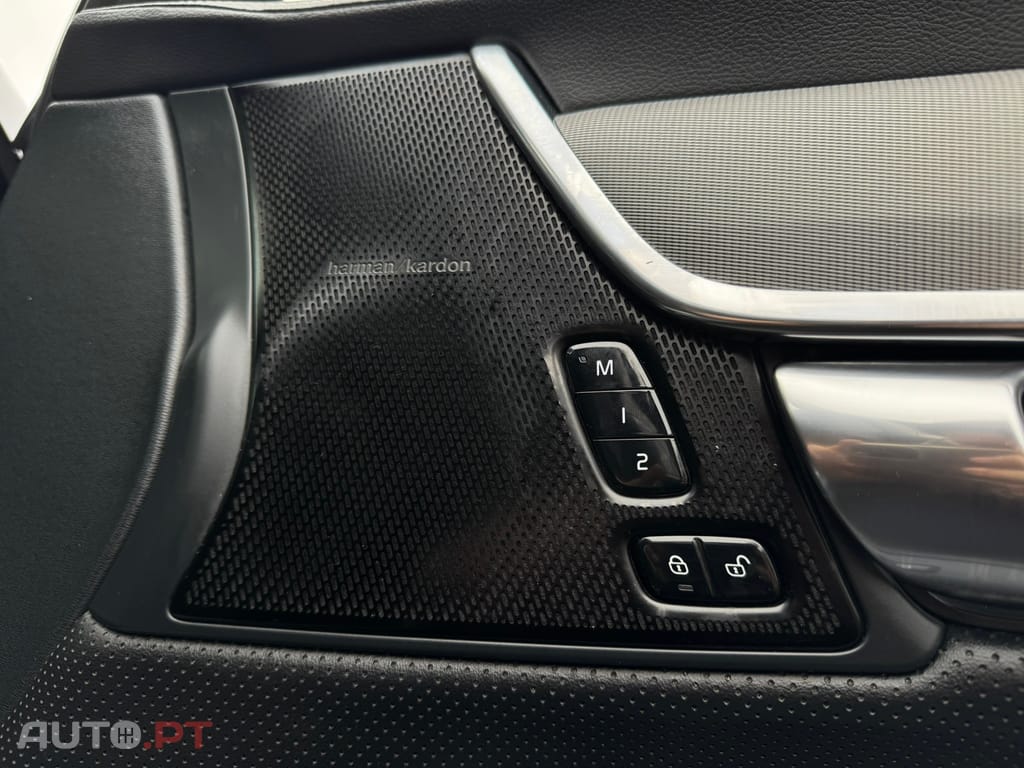Volvo V90 2.0 T8 PHEV R-Design AWD
