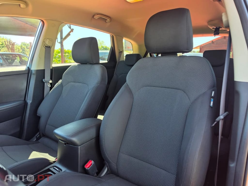 Kia Carens 1.7 CRDi ISG TX