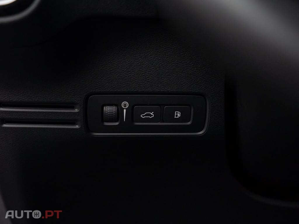 Volvo XC40 1.5 T5 PHEV Inscription Expression