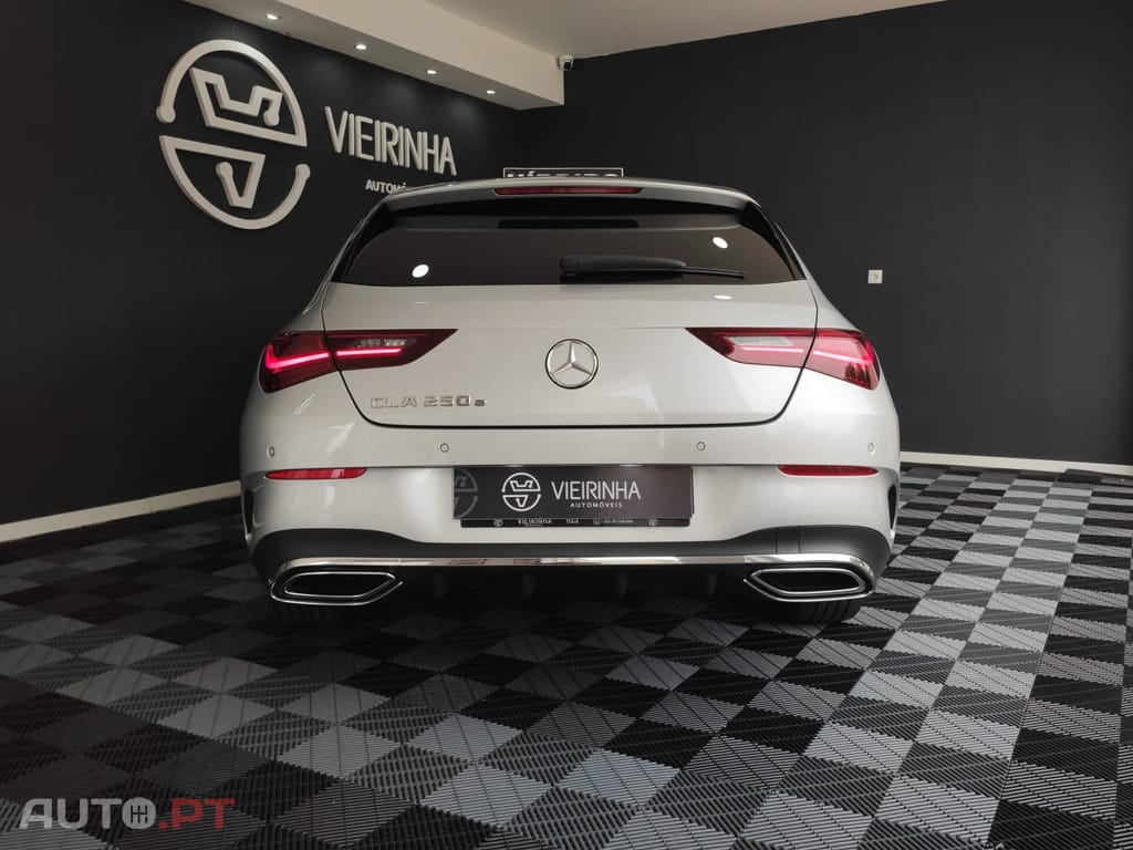 Mercedes-Benz CLA 250 e AMG Hibrido
