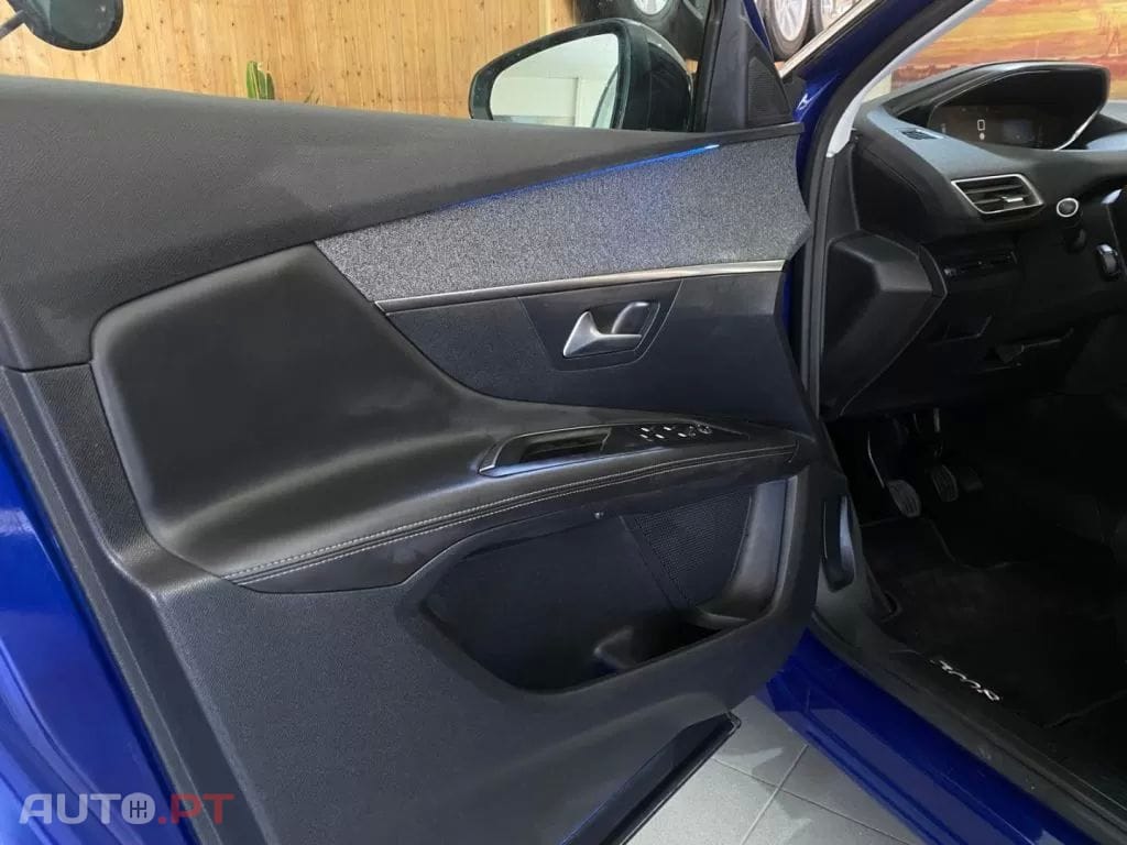 Peugeot 3008 1.2 PureTech Allure