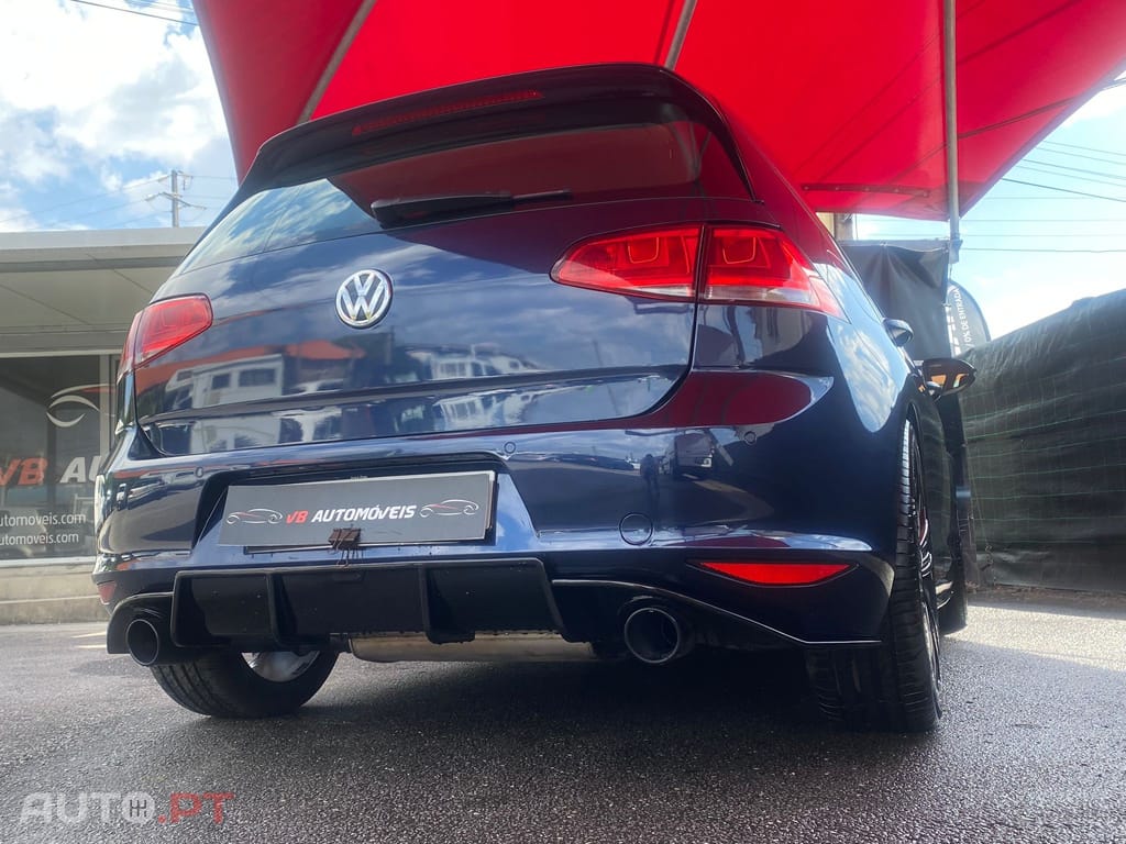Volkswagen Golf 1.6 TDi BlueMotion Confortline
